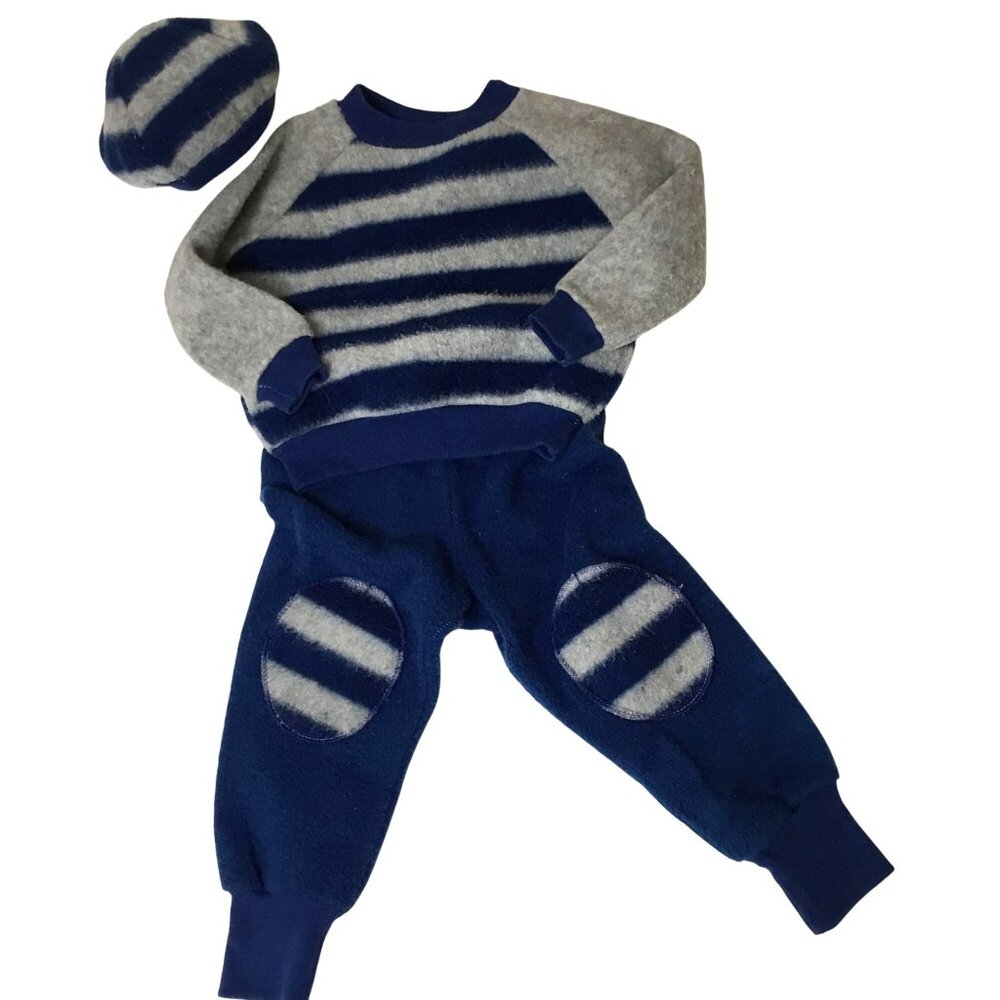VTG Toddler Fleece Set Navy Gray Stripe Pullover Pant Beret Style Hat 18-24m VBC